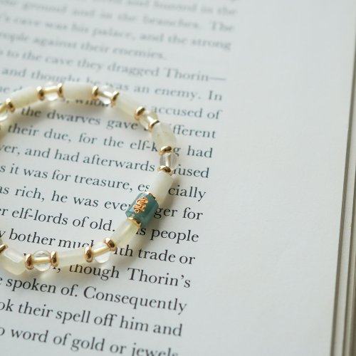 天然冰種岫玉翡翠六字真言珠黃水晶14KGF吸磁手鏈