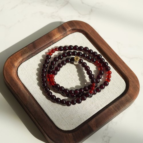 石榴石紅瑪瑙生肖轉運925純銀手鏈