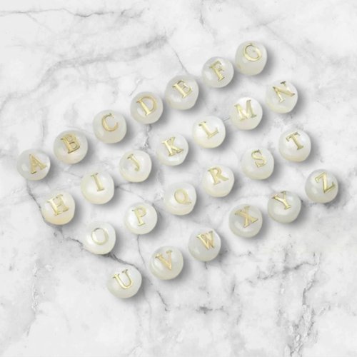 天然閃靈鑽淡水貝殼雙面字母14KGF磁扣手鏈