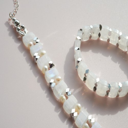 藍月光石淡水珠14kGF手排手鏈